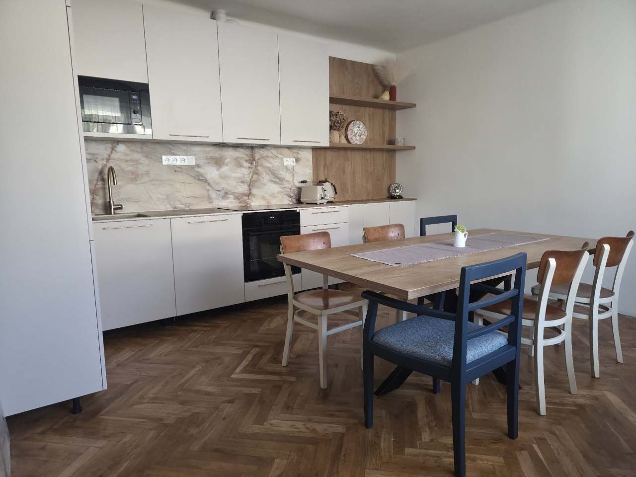 Chata · Sadská - Sadská, Středočeský kraj - 3