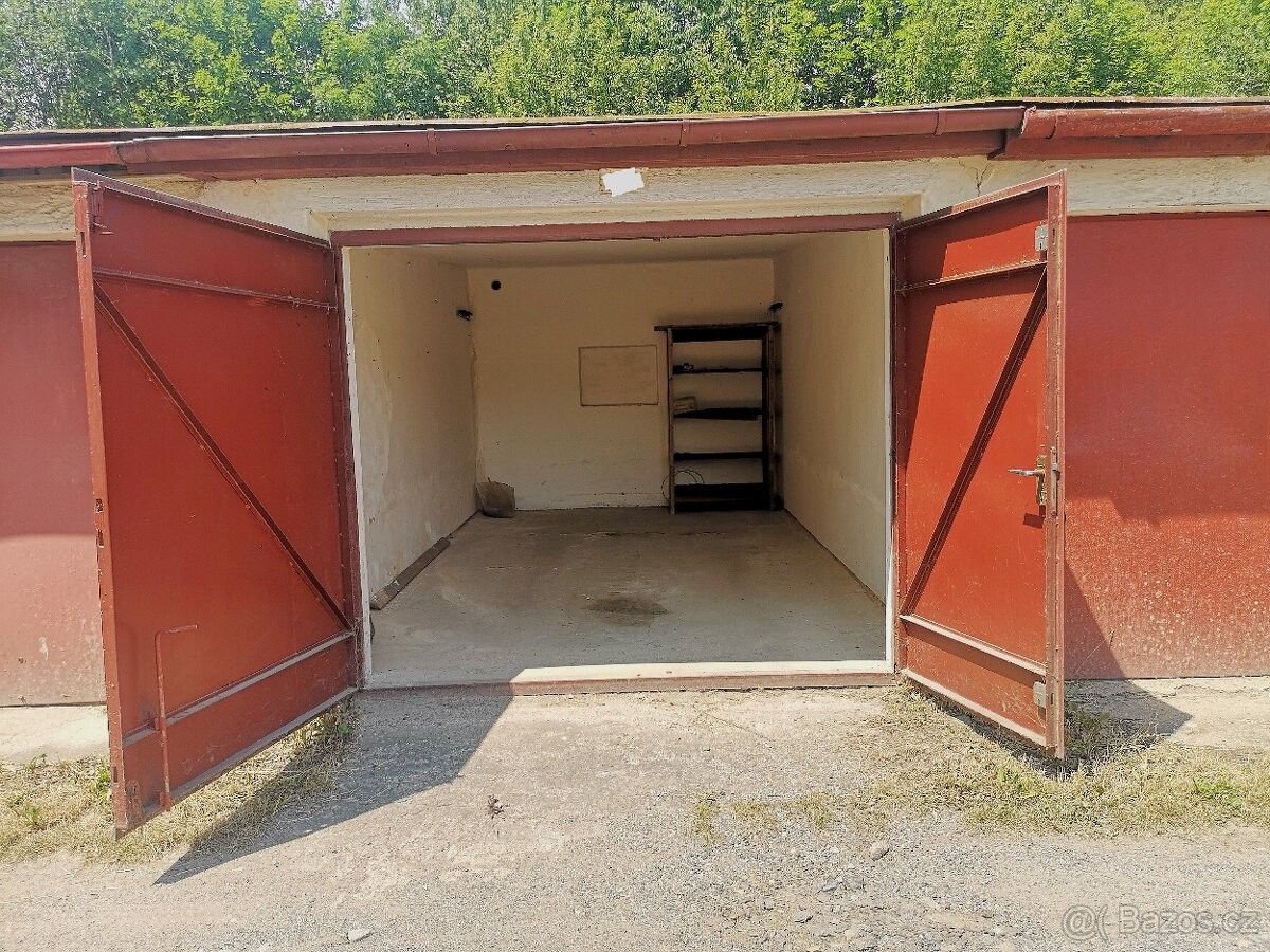 Garáže, Jihlava, 586 01