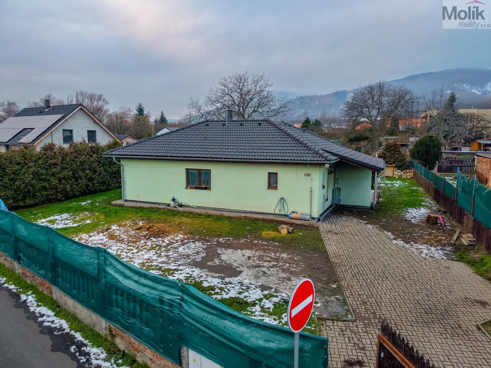 Rodinné domy, Přestanov, 834 m²