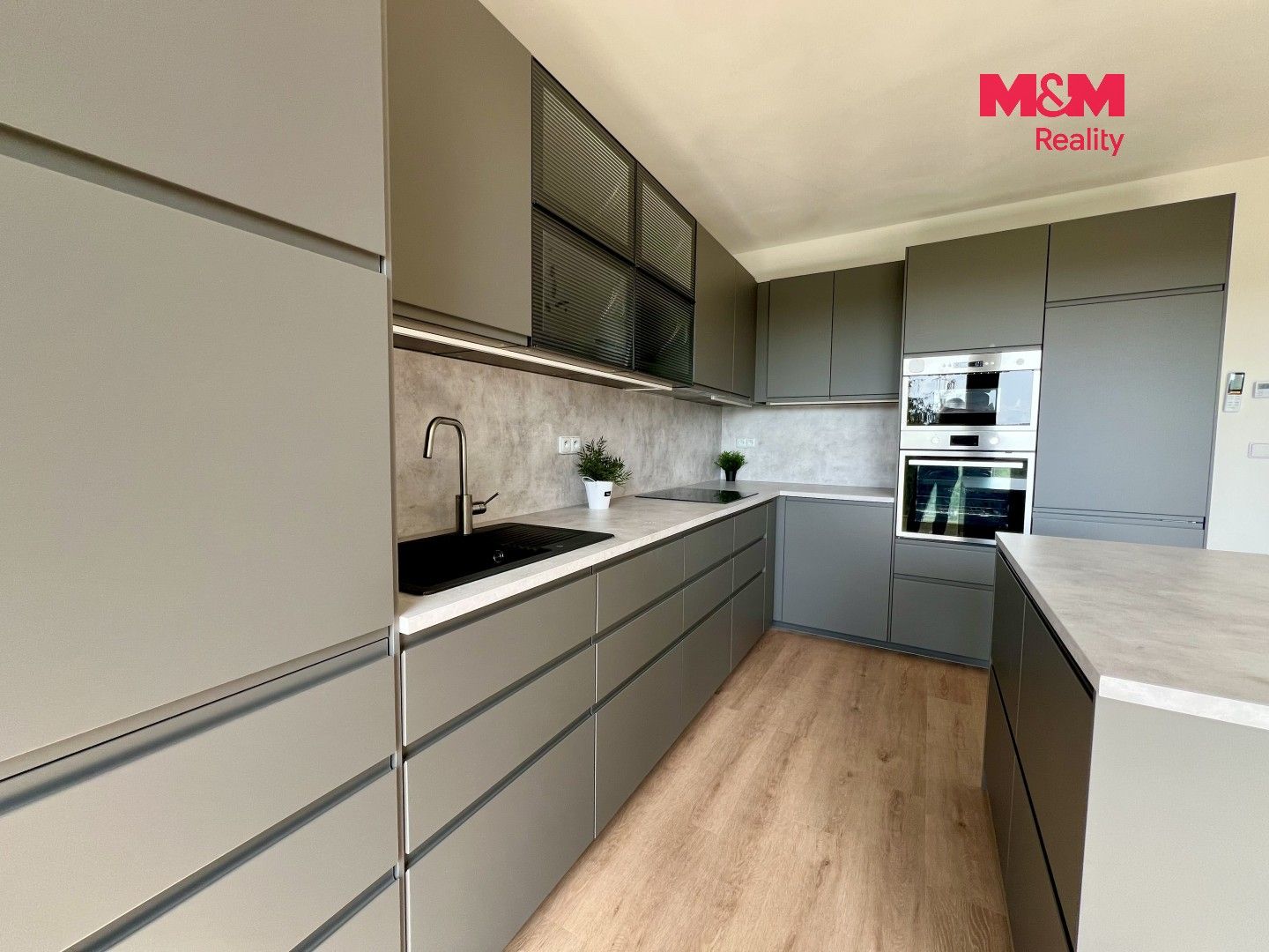 Byt 4+kk · 120 m² · Podbělohorská, Praha - 4