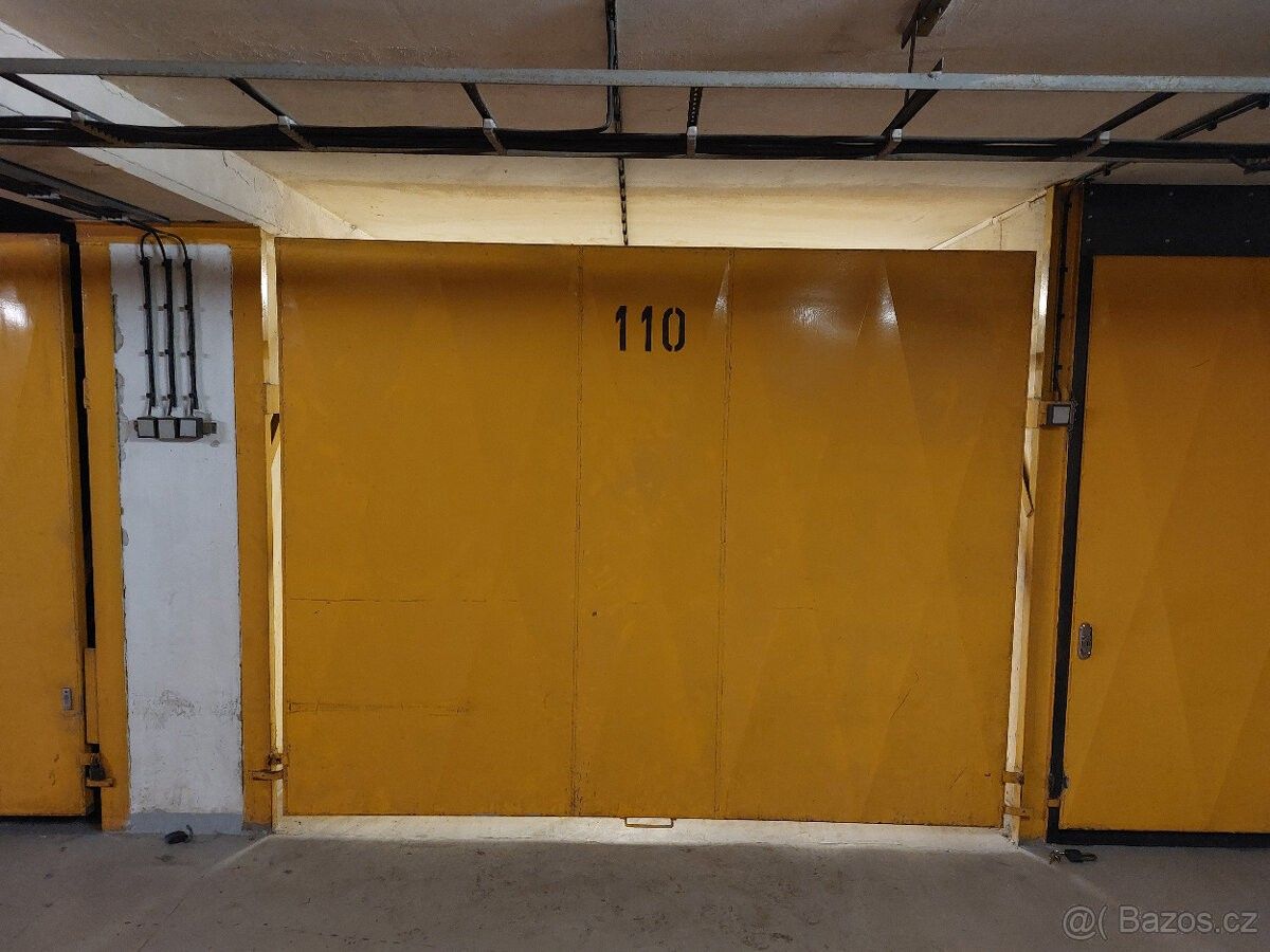 Garáže, Praha, 163 00