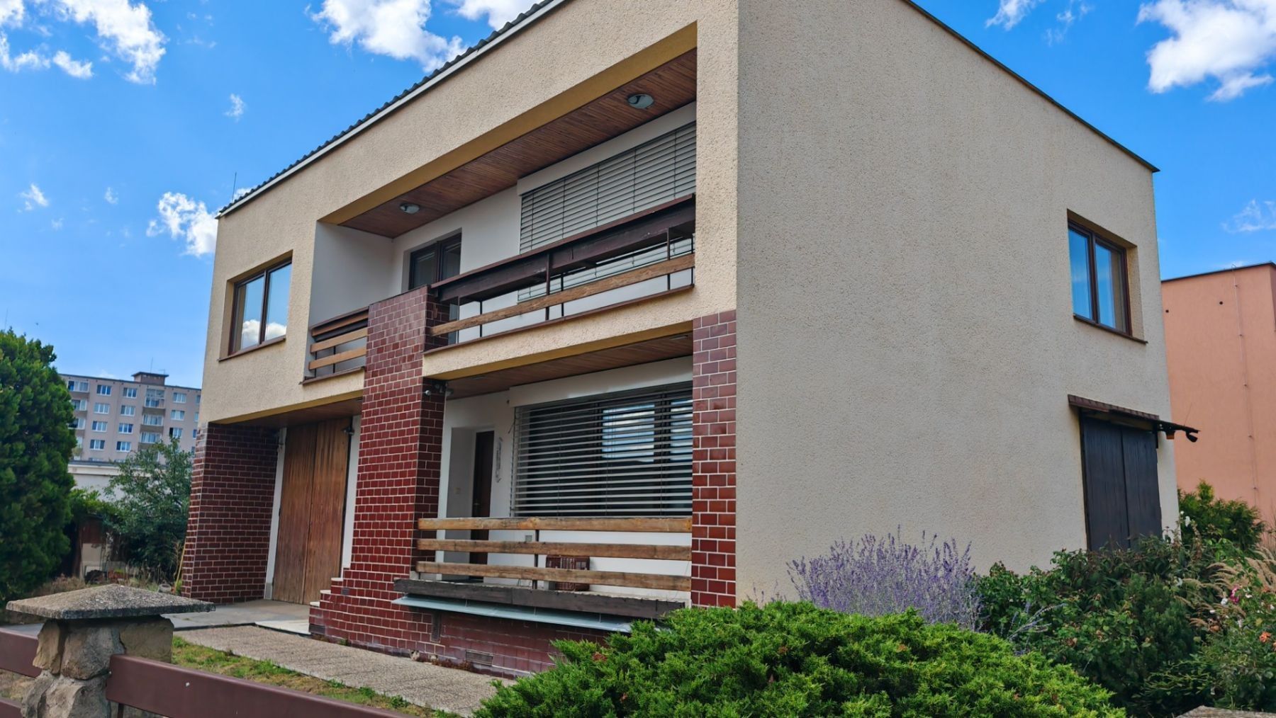 Rodinné domy, Jaroslava Vrchlického, Žatec - Žatec, Ústecký kraj, 120 m² - 1
