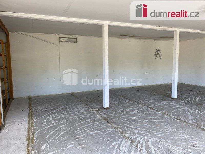 Výrobní prostory · 3 000 m² · Petrov - 4