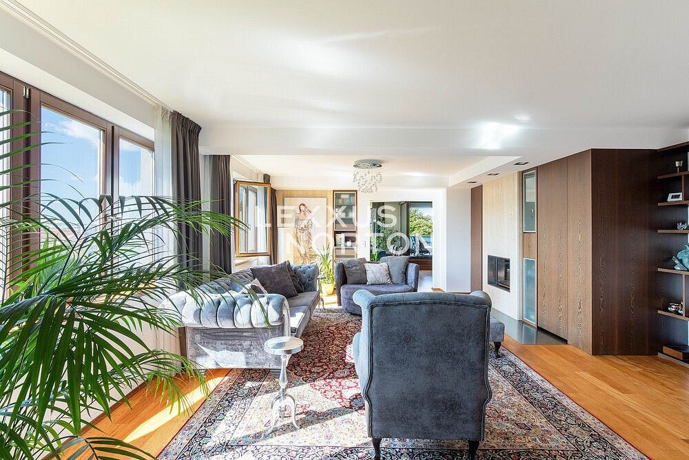 Byt 5+1 · 240 m² · Praha - Vinohrady, okres Praha 10, Hlavní město Praha - 3