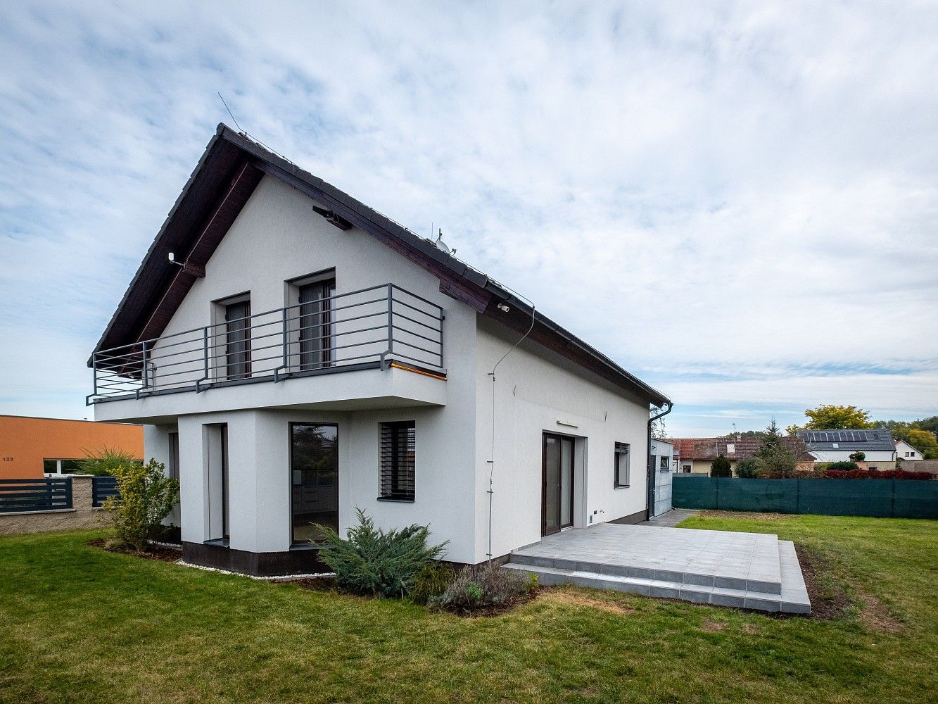 Rodinné domy, Staré Jesenčany, okres Pardubice, 150 m² - 2