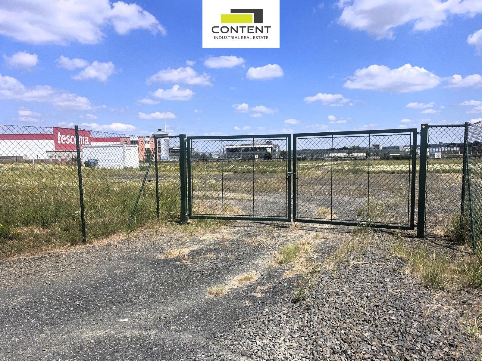 Pronájem komerční pozemek - Nupaky, 17 000 m² - 5