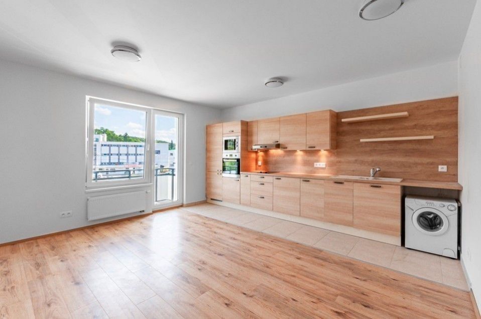 1+kk, Šífařská, Praha, 37 m²