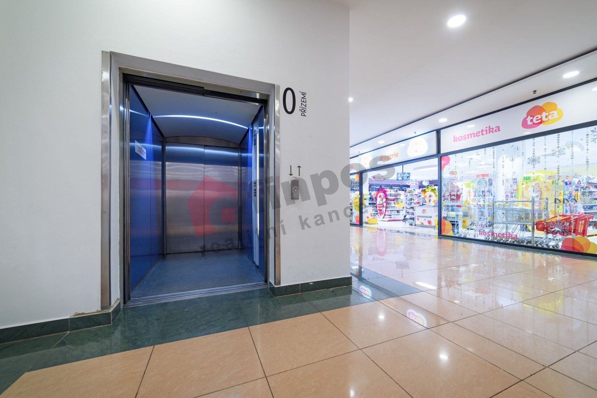 Pronájem obchodní prostory - 9. května 2886, Tábor, 107 m² - 5
