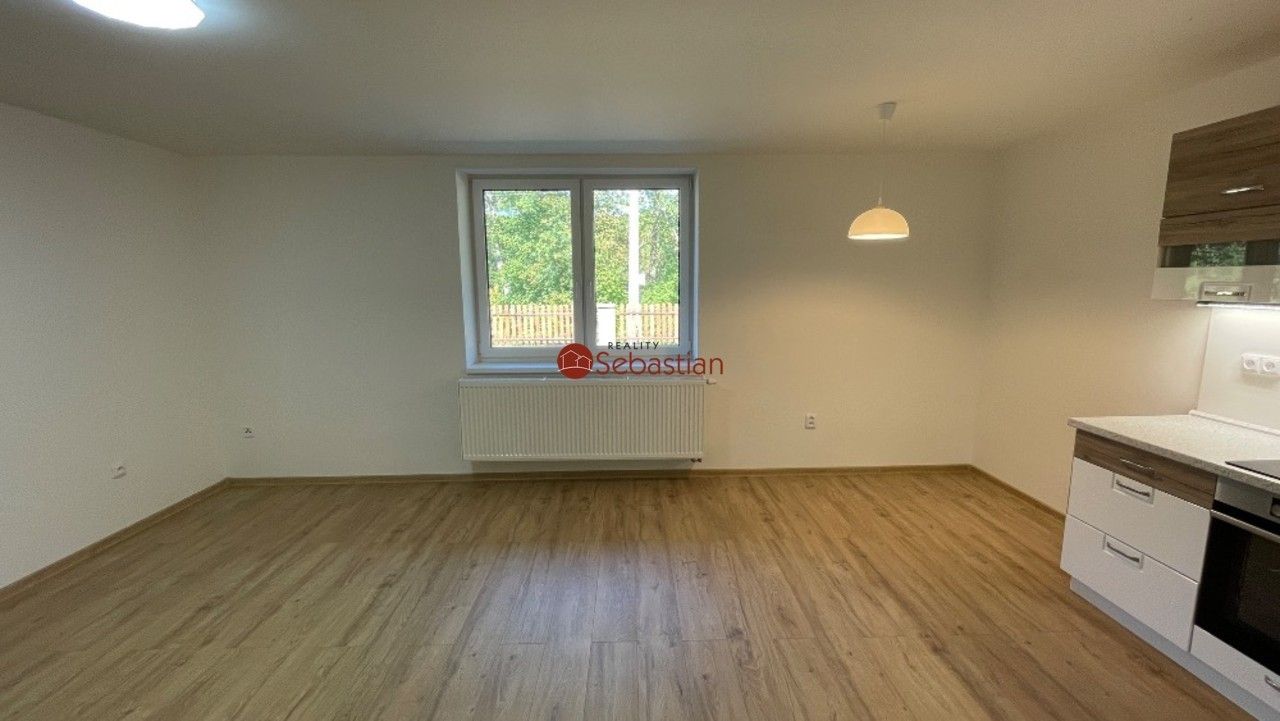 Pronájem byt 3+kk - Chyjice, 74 m²
