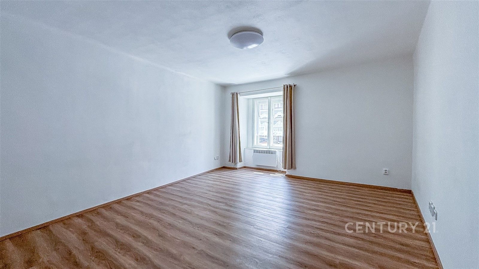 2+kk, Hradská  , Domažlice, 59 m²