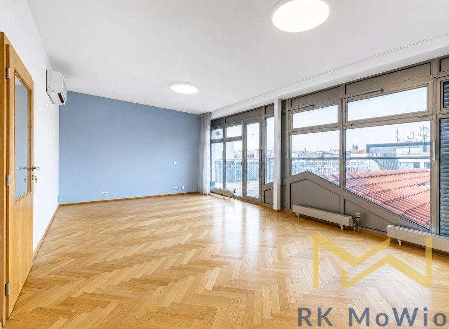 Byt 5+kk · 202 m² · Senovážné náměstí, Praha - 3