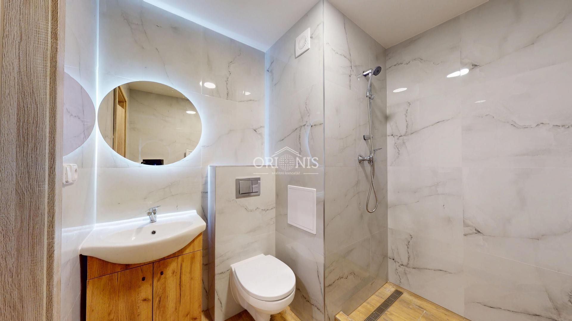 1+1, 17. listopadu, Chomutov, 33 m²