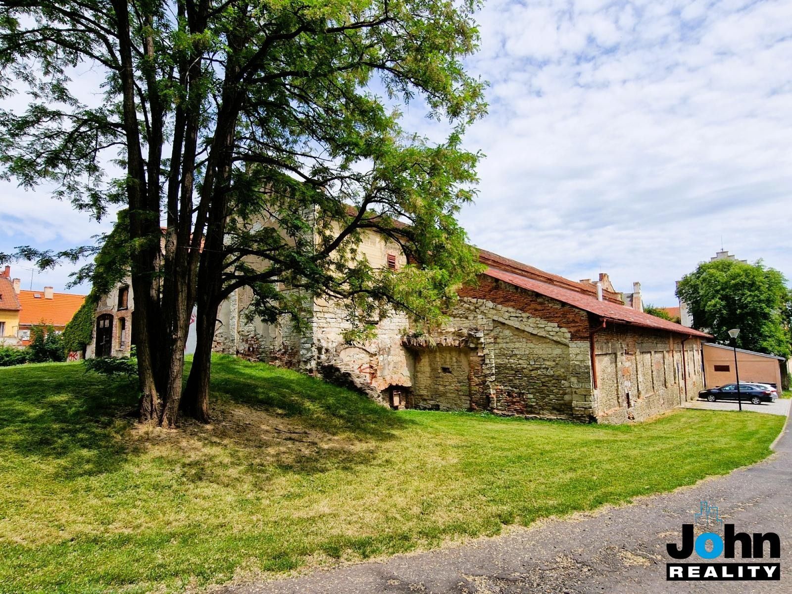 Prodej sklad - Wolkerova, Postoloprty, 5 000 m²