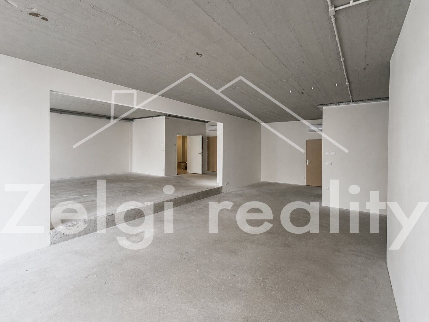 Obchodní prostory · 144 m² · Náměstí 9. května 1, Velké Pavlovice - 3
