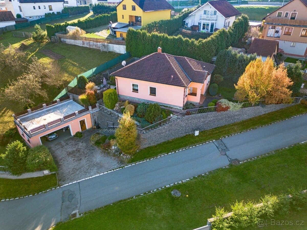 Rodinné domy, Luka nad Jihlavou, 588 22