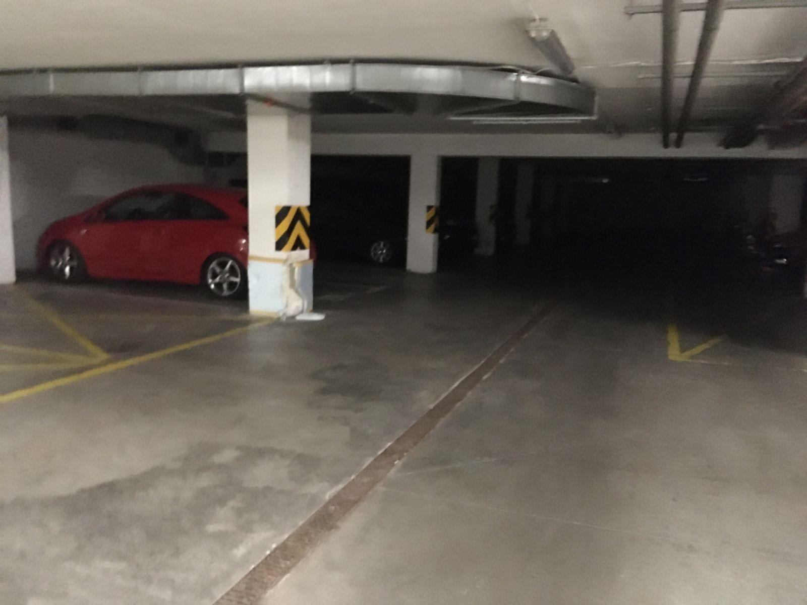 Garáž · 18 m² · Novovysočanská, Praha - Vysočany - 2