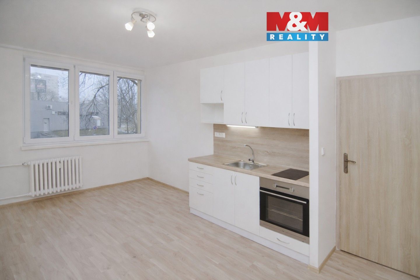 1+kk, Ahepjukova, Ostrava, 25 m²