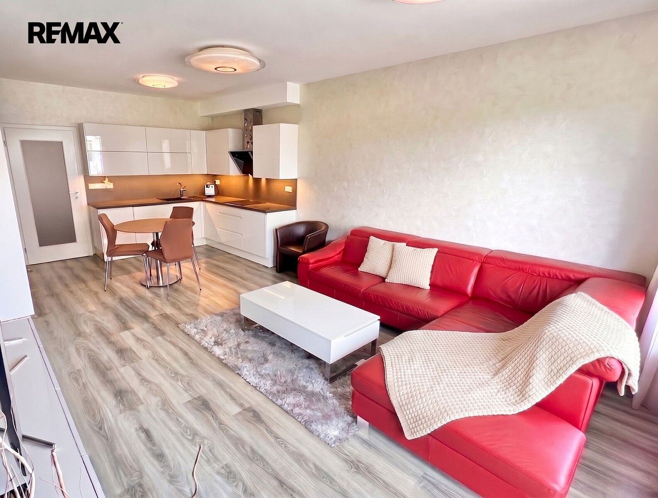 2+kk, Modrého, Praha 9 - Vysočany, 62 m² - 1