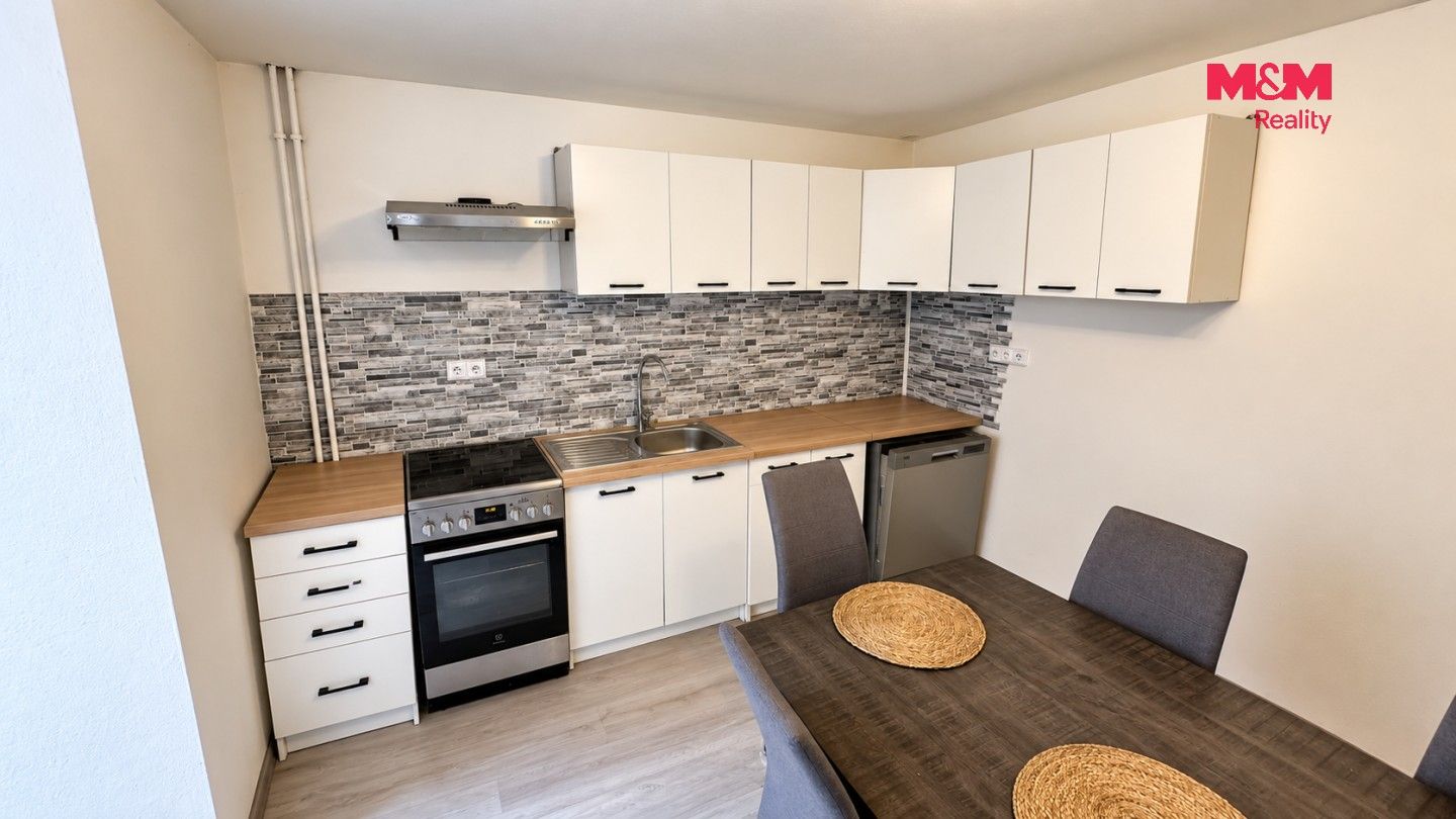 Rodinné domy, gen. Svobody, Nezamyslice, 144 m² - 2