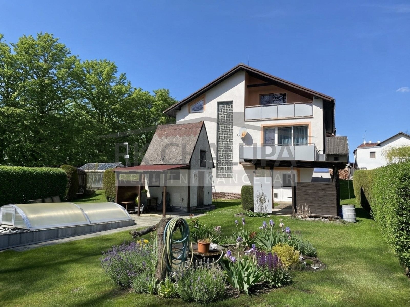 Rodinný dům, 300 m²