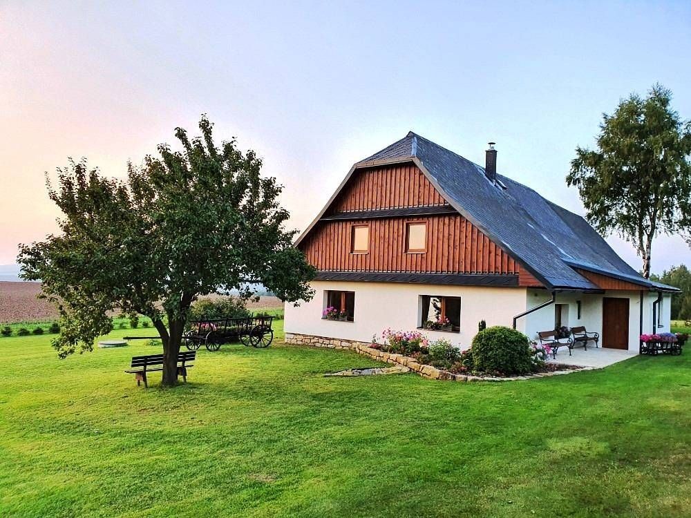 Chaty, České Petrovice - České Petrovice, Pardubický kraj