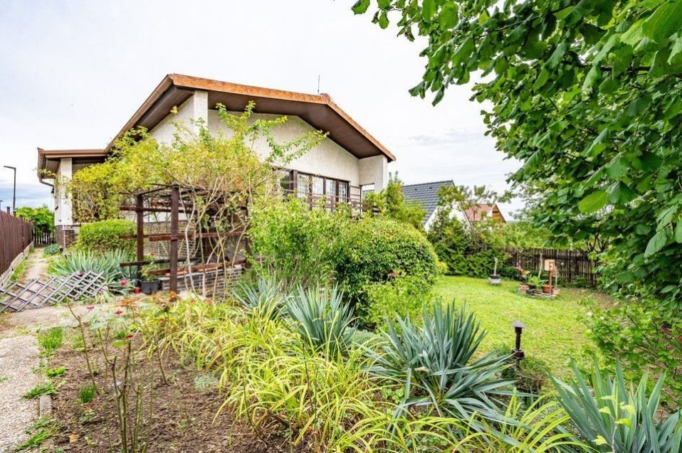 Vila, 360 m²
