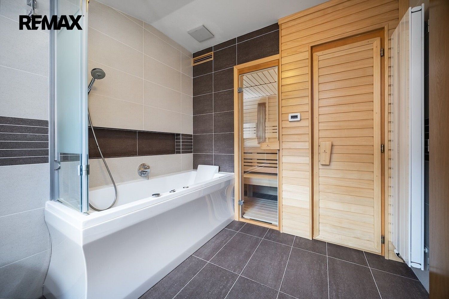 Rodinný dům · 216 m² · Praha - Veleslavín, okres Praha 6, Hlavní město Praha - 3