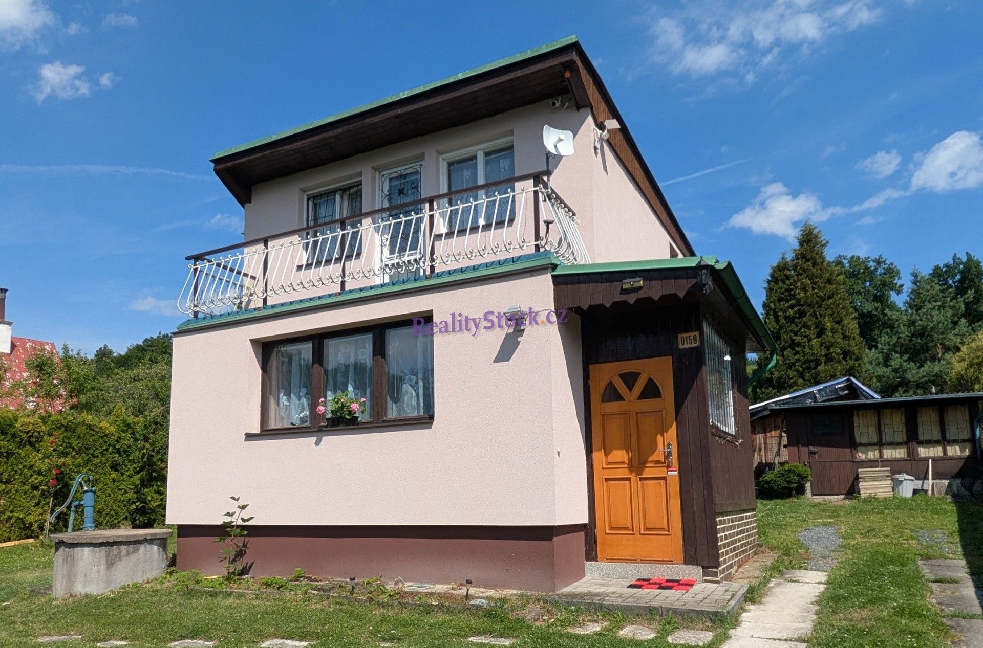 Chaty, Nad Studánkou, Struhařov, 85 m²