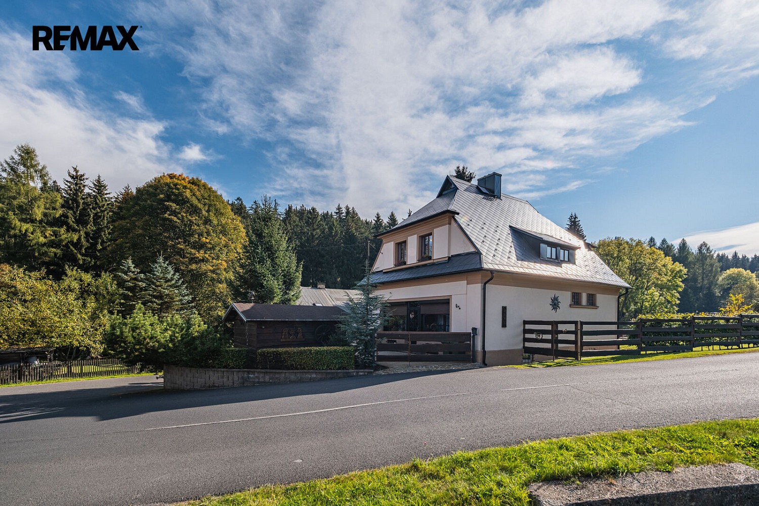 Rodinný dům · 200 m² · Kryštofovy Hamry, okres Chomutov - 2