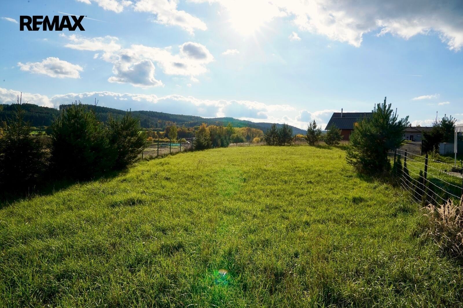 Pozemek pro bydlení, 886 m²