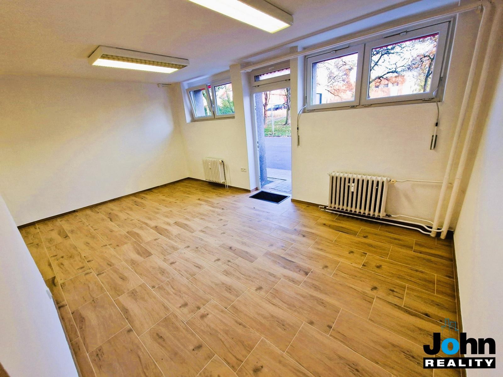 Prodej obchodní prostory - Javorová, Most, 34 m² - 5