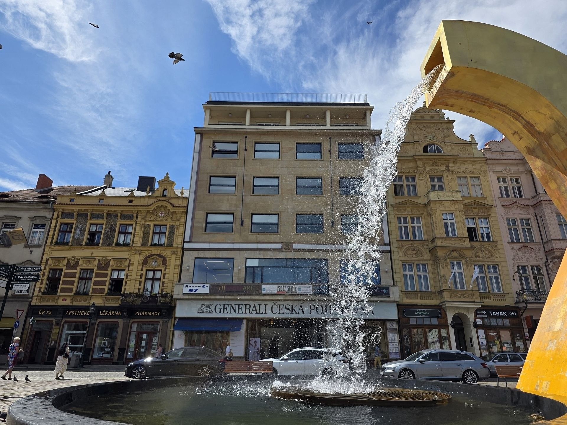 Pronájem kancelář - náměstí Republiky, Plzeň, 125 m²