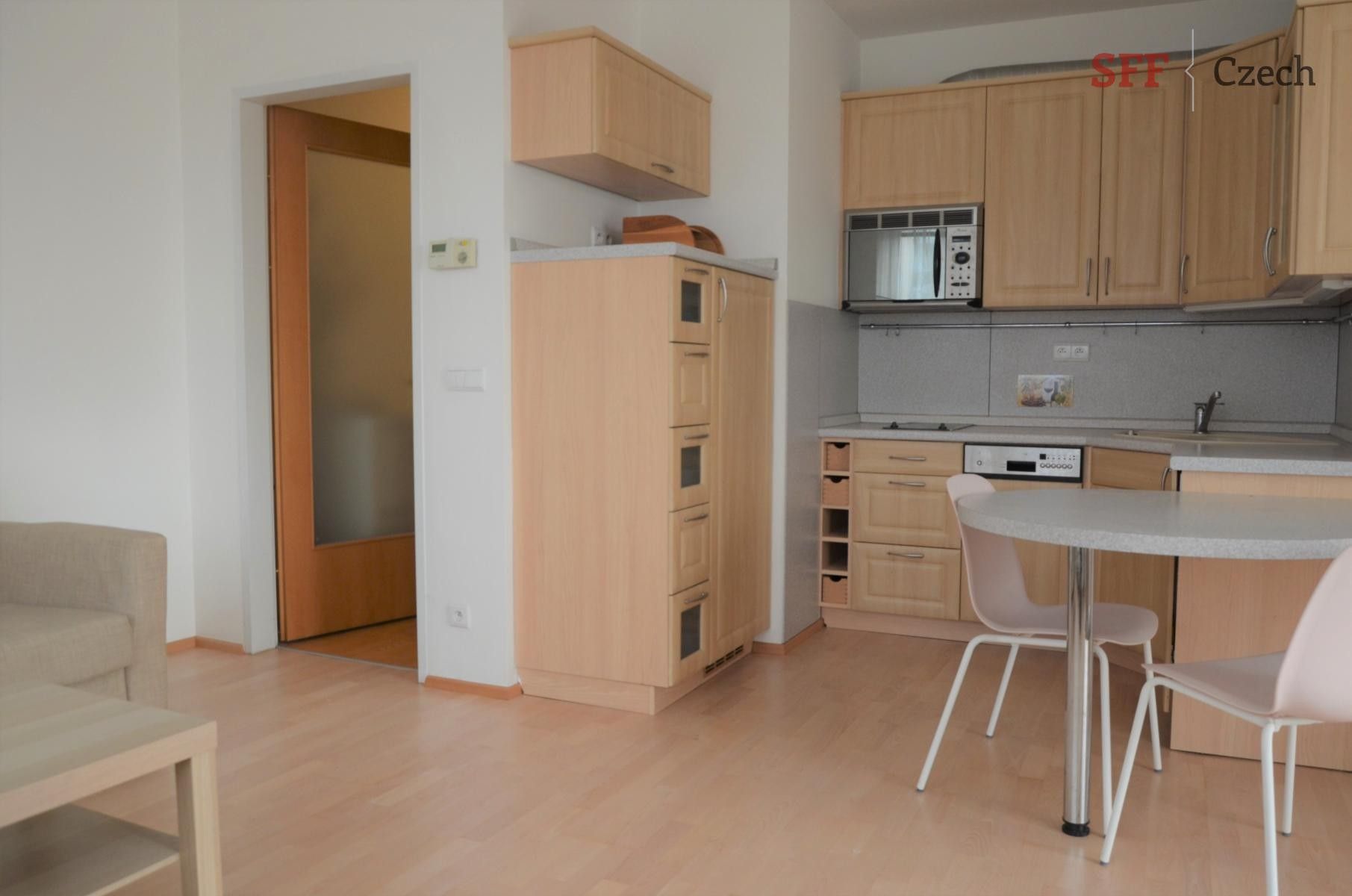 Pronájem byt 2+kk - Bělehradská, Praha, 50 m²