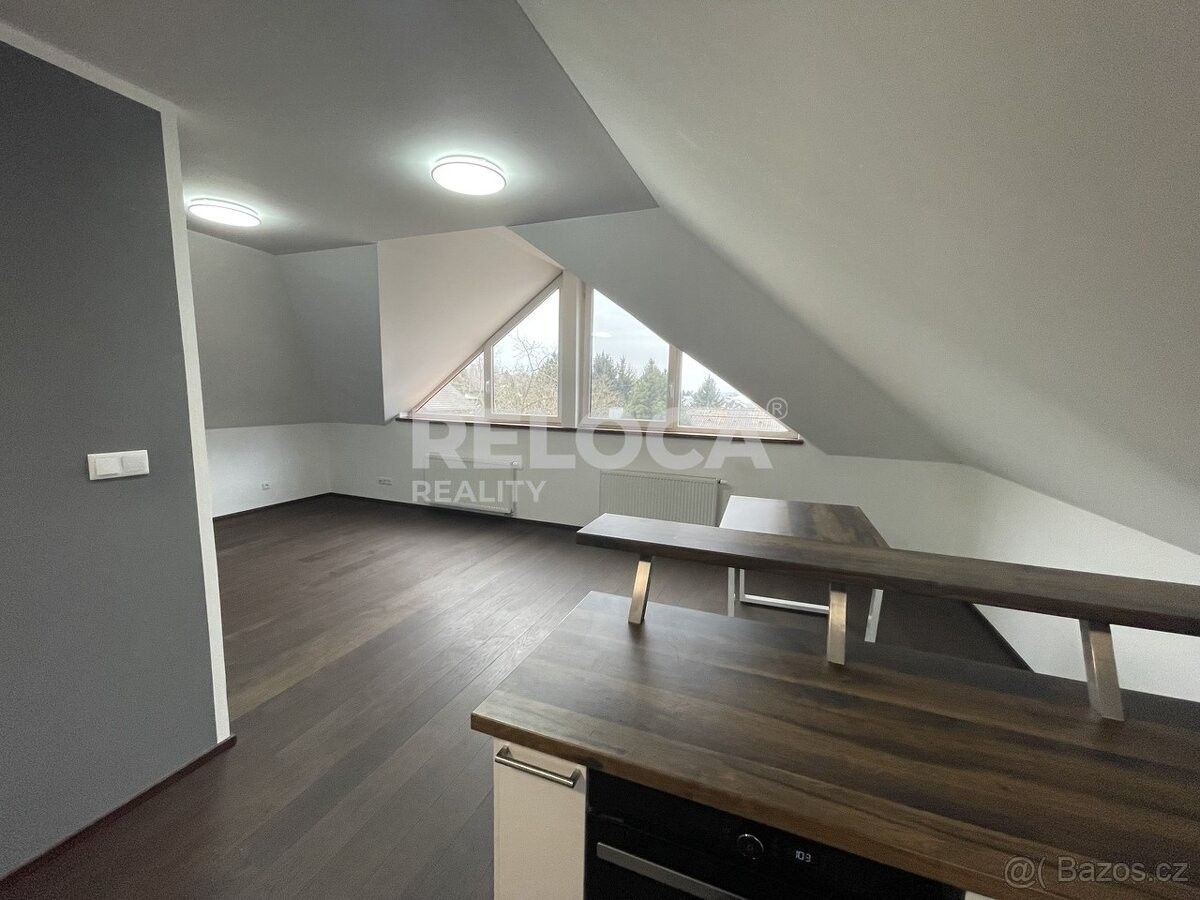 Pronájem byt - Psáry, 252 44