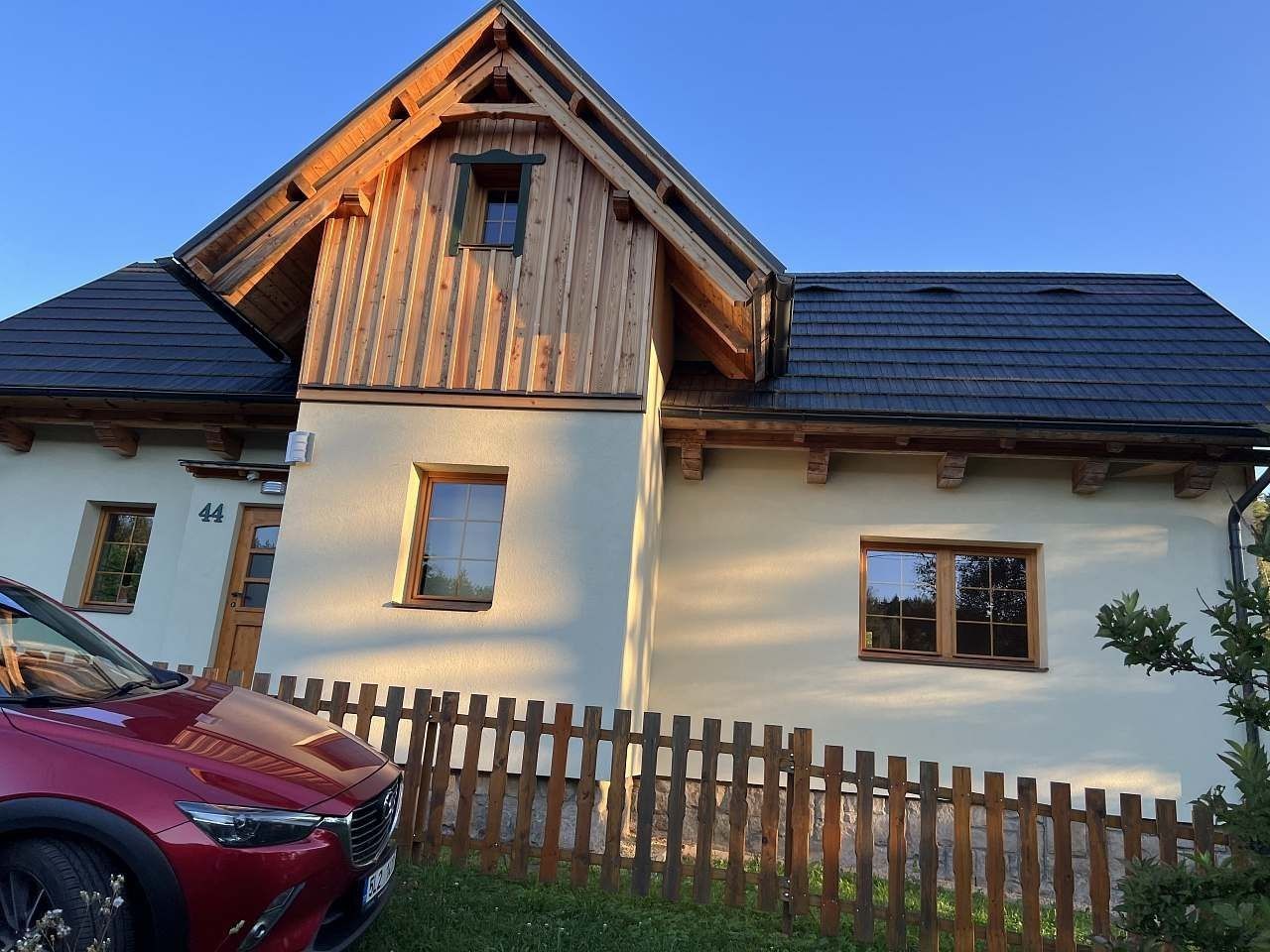 Chaty, Holín - Pařezská Lhota, Královéhradecký kraj
