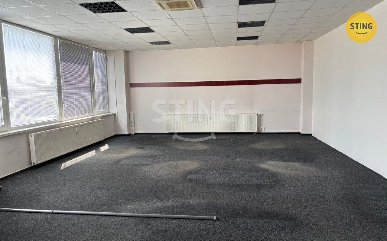 Pronájem kancelář - Sviadnov, 60 m²