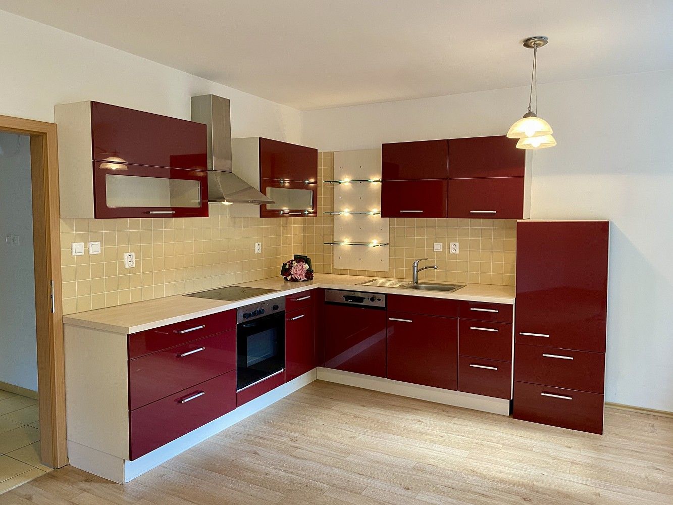3+kk, Plzeň - Jižní Předměstí, okres Plzeň-město, Plzeňský kraj, 66,4 m² - 1