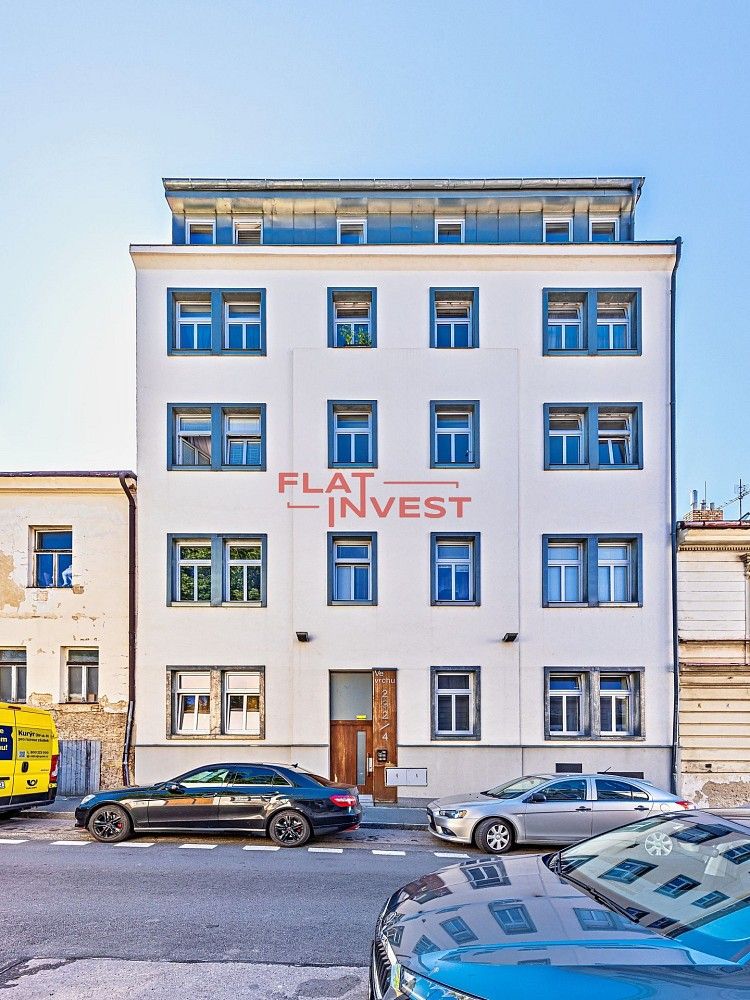 Byt 1+kk · 41 m² · Ve vrchu, Praha 8 - Libeň - 3