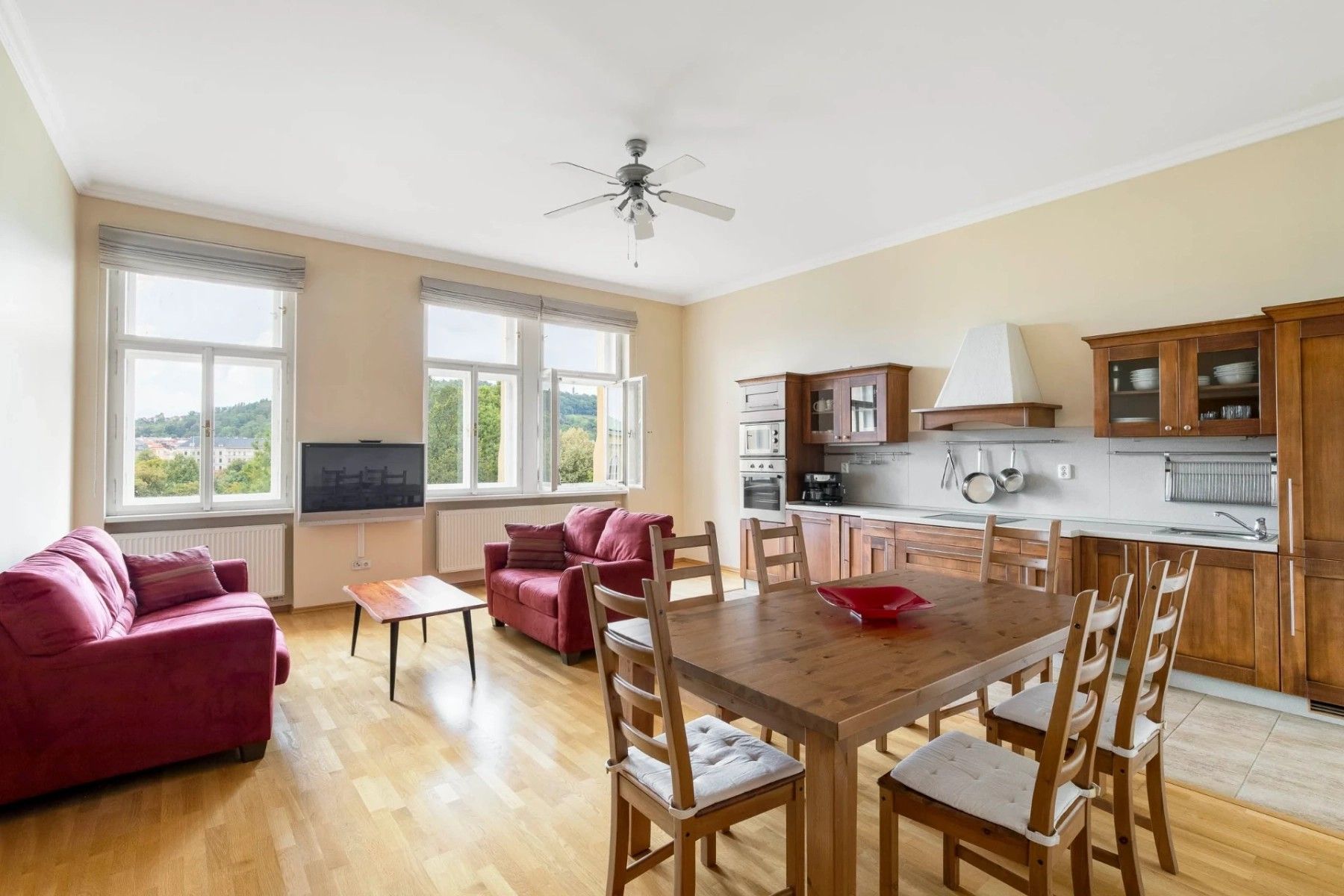 3+kk, Masarykovo nábřeží, Praha - Nové Město, 92 m² - 1