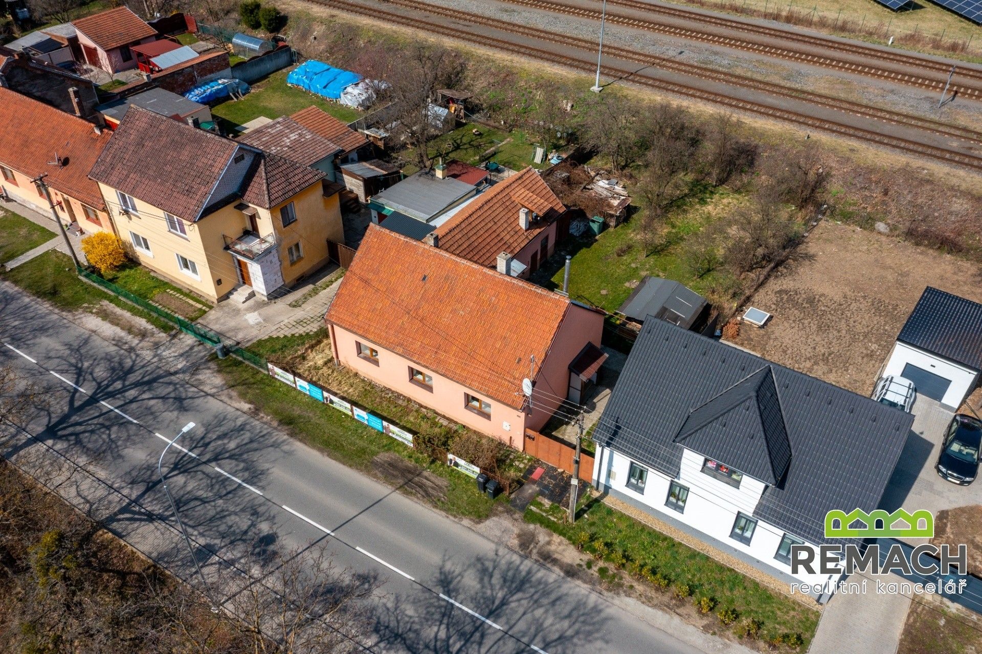 Rodinné domy, Nádražní, Bojkovice, 275 m² - 1