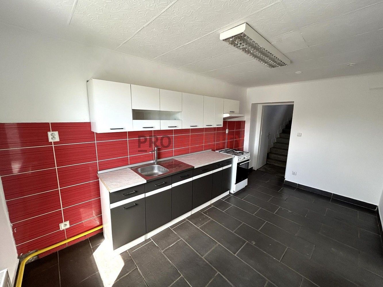 Komerční nemovitost, 157 m²