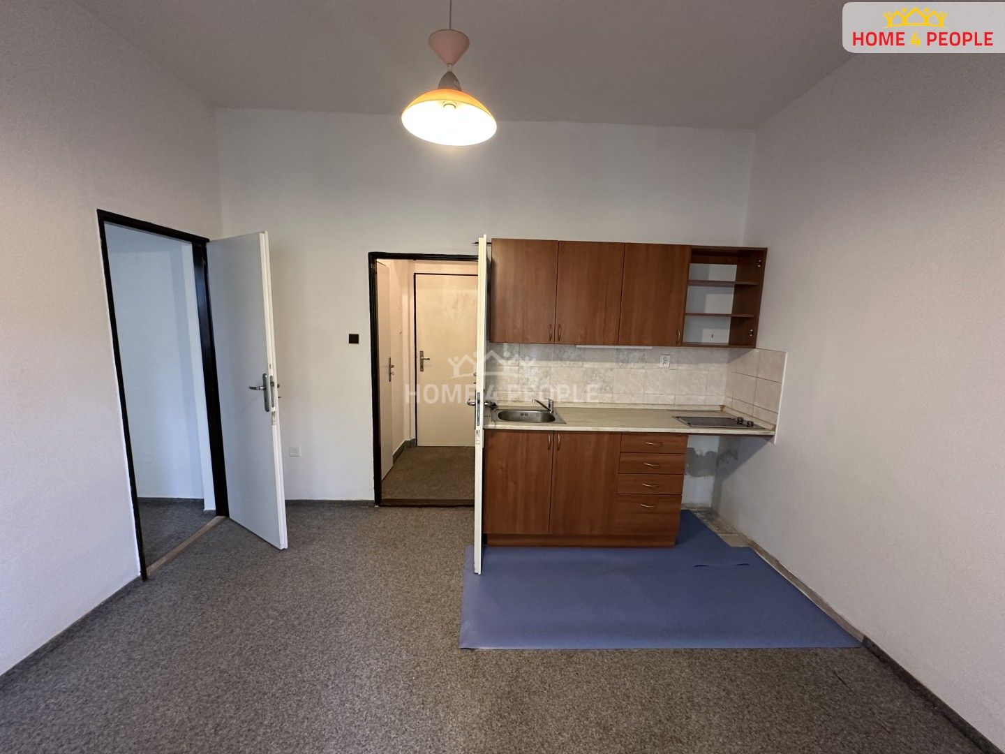 1+1, Přístavní, Praha, 37 m²