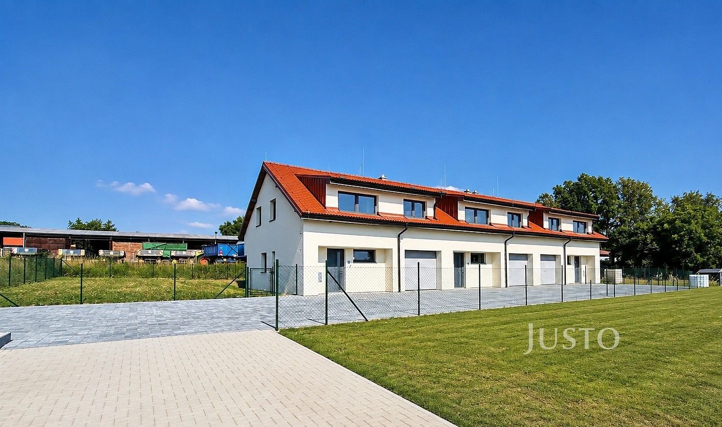 Rodinné domy, Čížová - Zlivice, okres Písek, Jihočeský kraj, 174 m² - 1