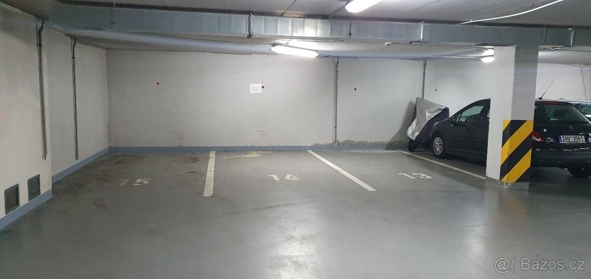 Pronájem garáž - Praha, 152 00