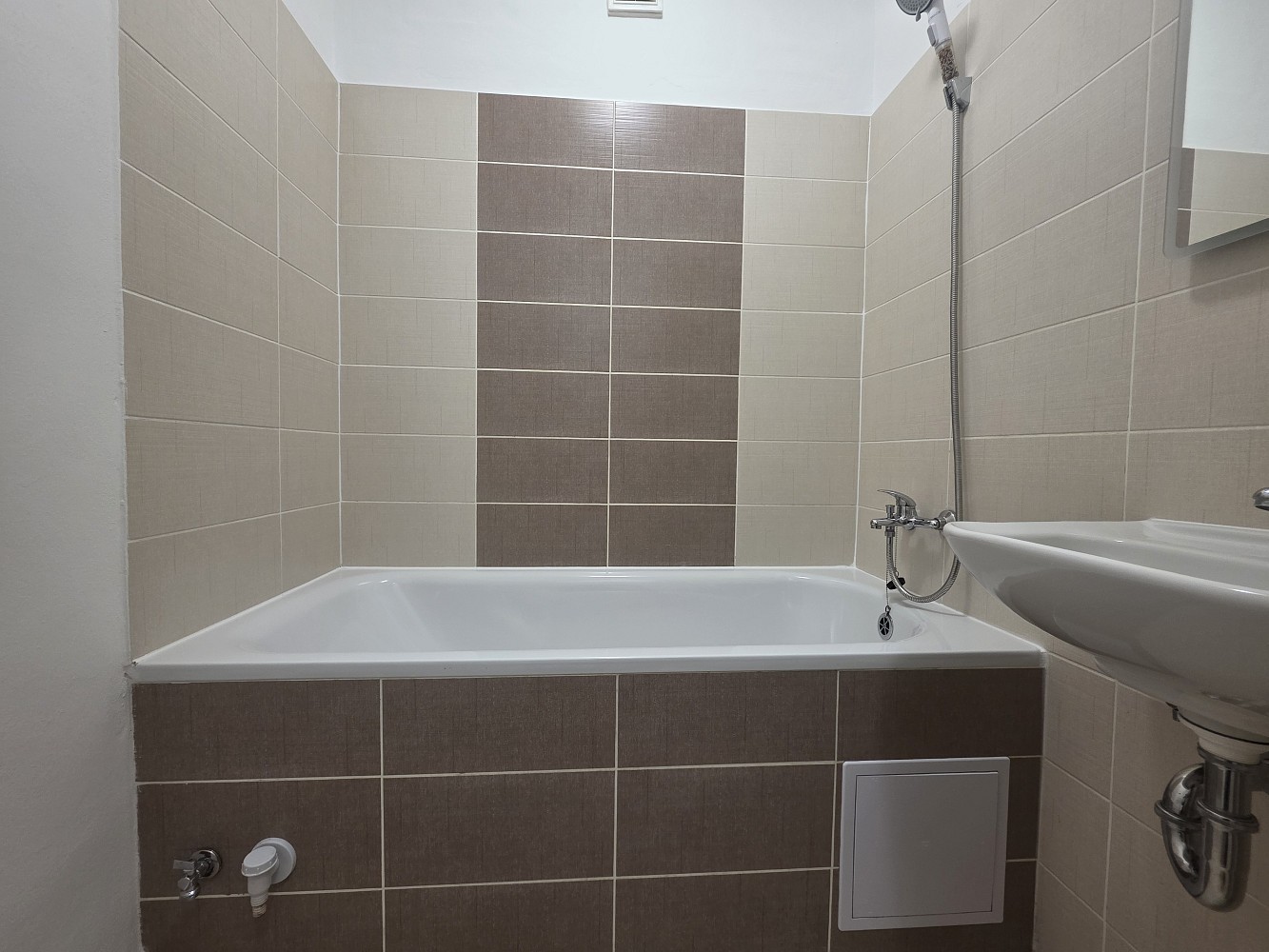 Byt 2+1 · 53 m² · Olomoucká, Opava - 4