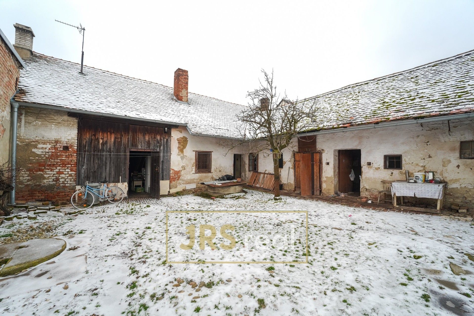 Prodej rodinný dům - Drnholec, 298 m²