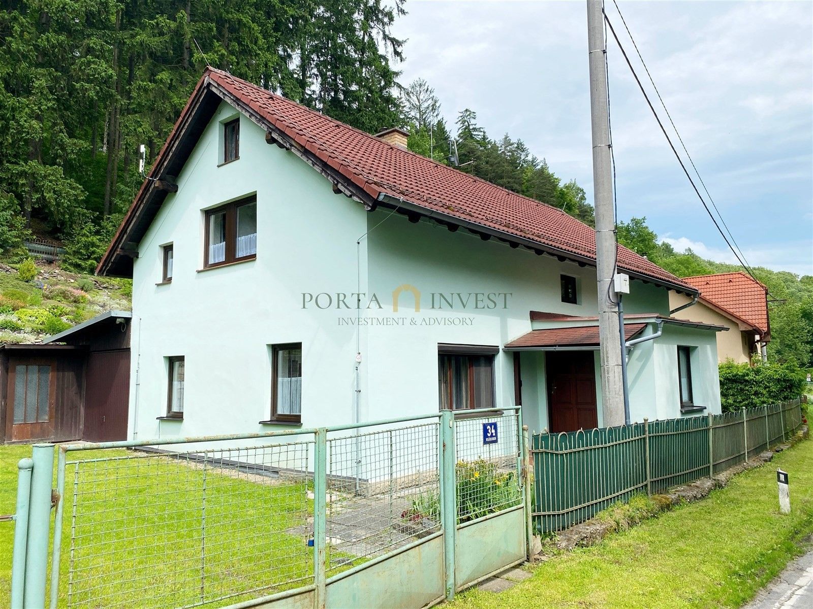 Rodinné domy, Vlásenka, Česká Metuje, 221 m²