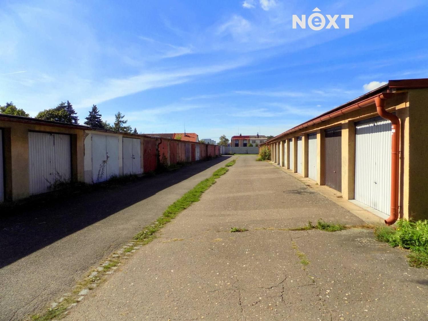Garáže, Hradec Králové, 17 m² - 1