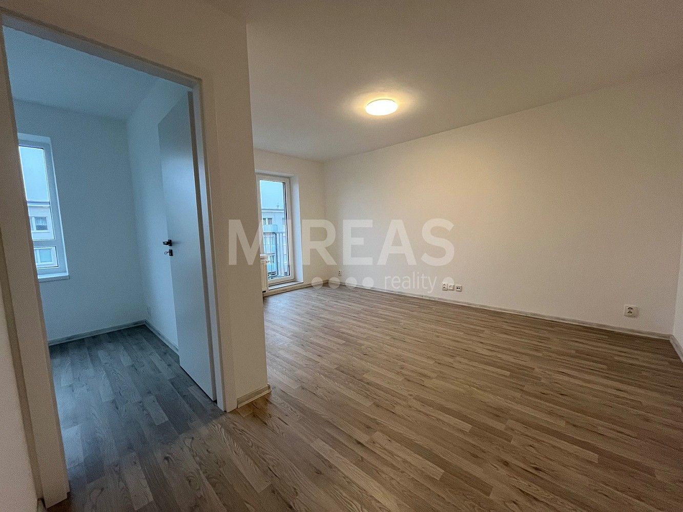 Byt 2+kk · 32 m² · Milovice - Mladá, okres Nymburk, Středočeský kraj - 3