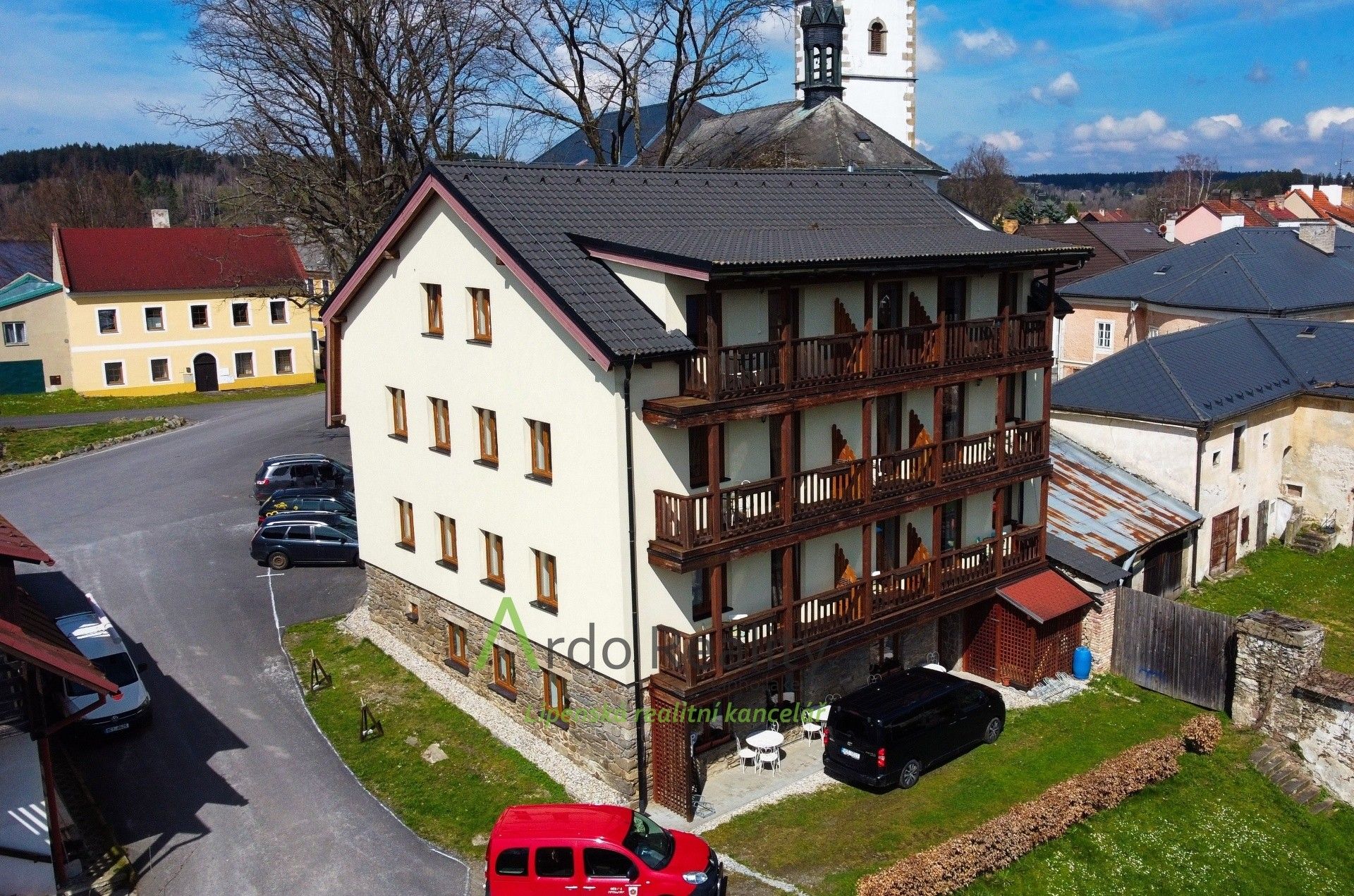 Ubytovací zařízení, Frymburk, 595 m² - 2